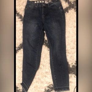 Dark Womens Jeans MID-RISE